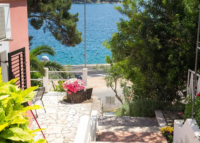 By The Sea Mali Lošinj