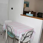 By The Sea Apartman